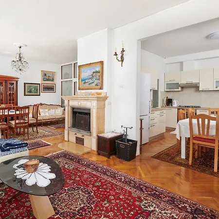 Holiday home Casa Lungomare Umag